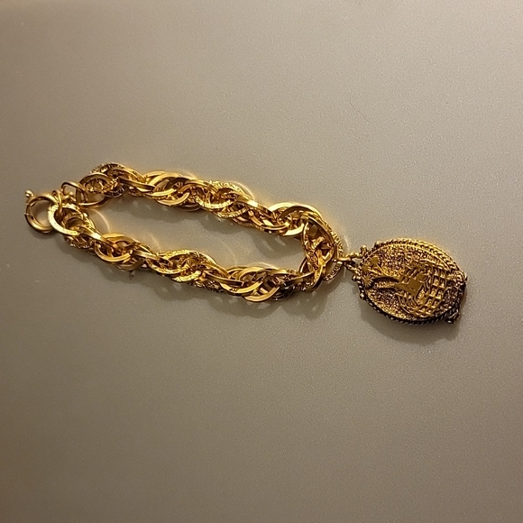 Vintage Corday Unicorn Bracelet - Picture 7 of 7